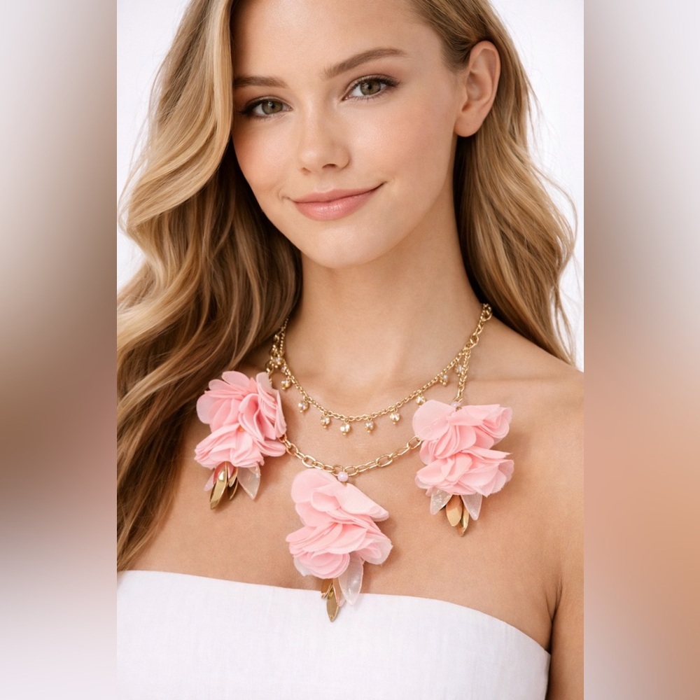Lilly Pulitzer Goldtone Pink Floral Petals Statement Necklace NEW $98